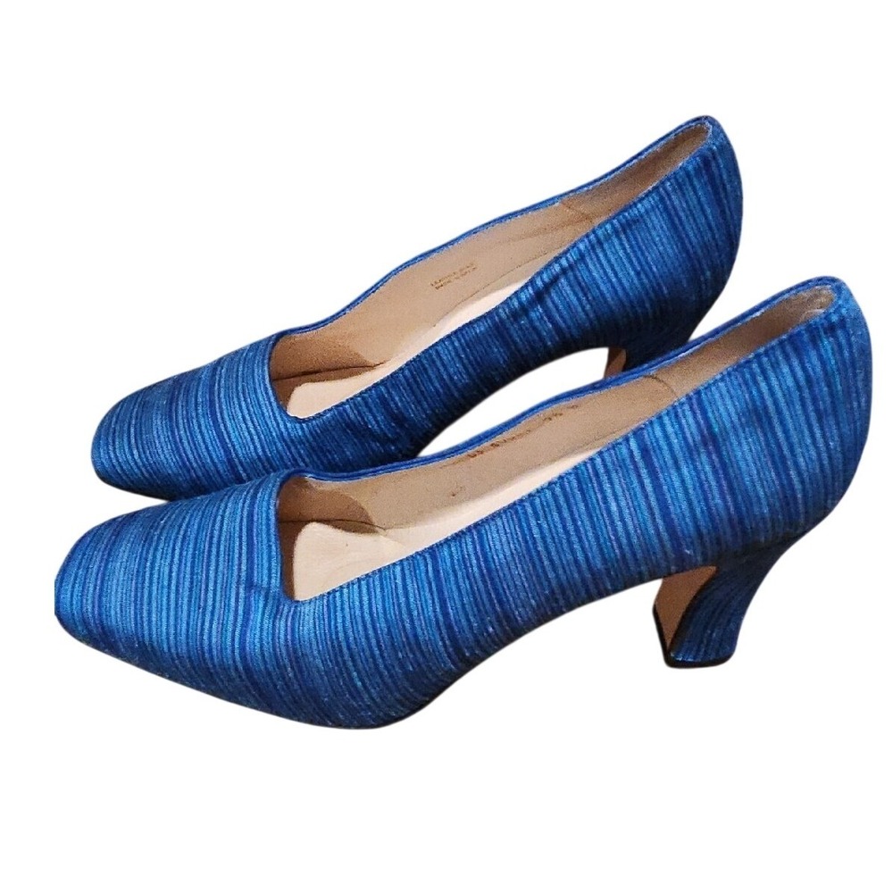 Valerie Stevens Blue Ribbed Fabric Square‎ Toe Pumps Made in Spain Size 9.5 B